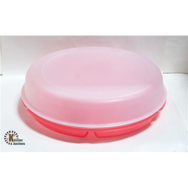 TUPPERWARE VEGETABLE TRAY WITH COVER