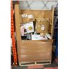 Image 1 : PALLET OF AMAZON STORE RETURNS