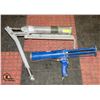 Image 1 : LOT OF TWO COMMERCIAL CHAULKING/DRYWALL GUNS