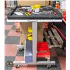 Image 1 : TOOL CART WITH CONTENTS H-43.5" W-26" L-33"