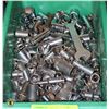 Image 1 : ORGANIZER BIN OF SOCKETS
