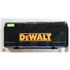 Image 1 : DEWALT SAWZALL