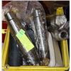 Image 1 : ORGANIZER BIN OF THREADED PIPE