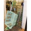 Image 1 : METAL FOLDING CLOTHES HANGING RACK +