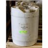 Image 1 : PAIL OF ASSORTED FIRE FOAM