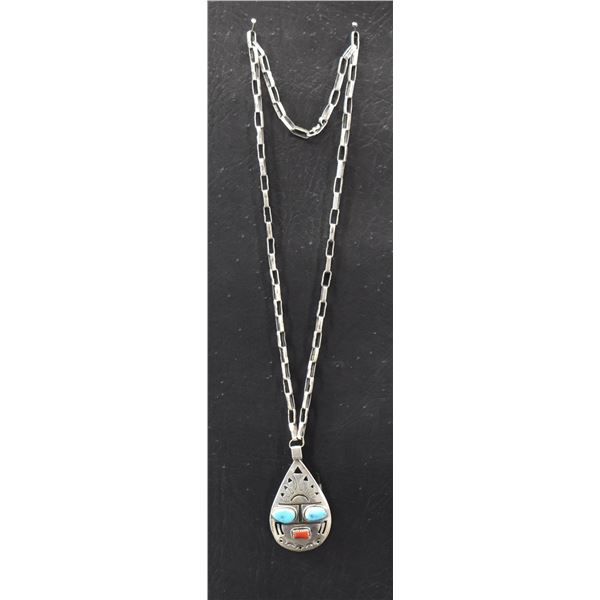 NAVAJO PENDANT AND CHAIN (HAB)