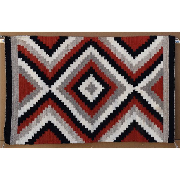 NAVAJO TEXTILE