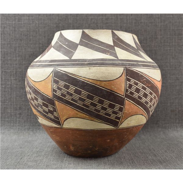 LAGUNA POTTERY OLLA