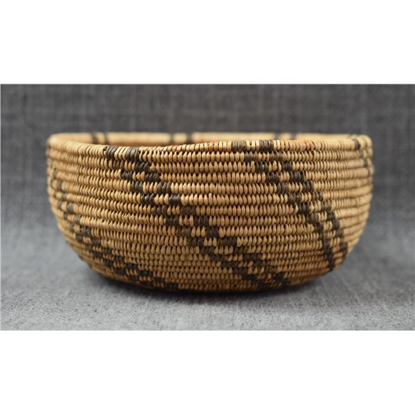 PAIUTE BASKETRY BOWL