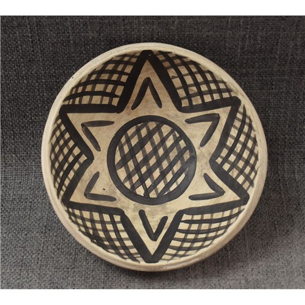 POTTERY BOWL (SIGNED)