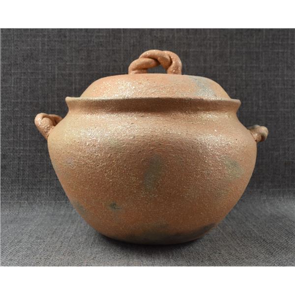 TAOS POTTERY BEAN POT (OLIVIA)