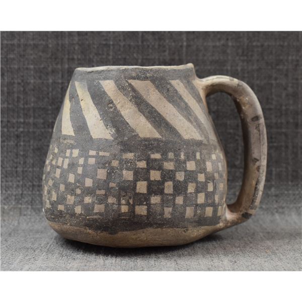 MESA VERDE POTTERY MUG