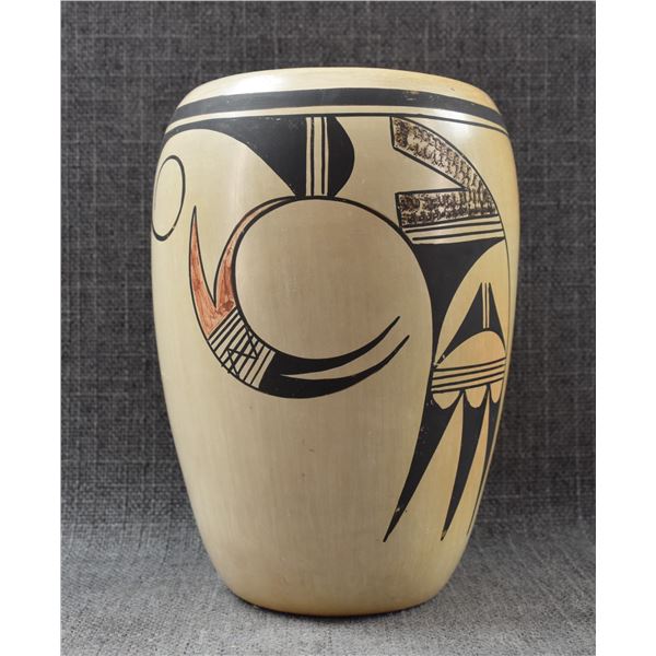 HOPI POTTERY CYLINDER