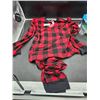 Image 1 : Jammin’ Jammies Women’s Plaid Pajama Set, Size WM