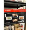Image 2 : Galanz 0.9 Cu. Ft. 900-Watt Retro Microwave Oven, Matte White