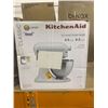 Image 2 : KitchenAid Classic Series Tilt-Head Stand Mixer, 4.5 Qt Capacity