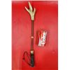 Image 1 : Deer Antler Back Scratcher