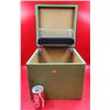 Image 1 : MCM Upholstered Sewing Box
