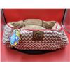 Image 2 : 4 New XS Show & Tail "The Security Snuggler" Pet Beds
