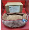 Image 1 : 4 New XS Show & Tail "The Security Snuggler" Pet Beds