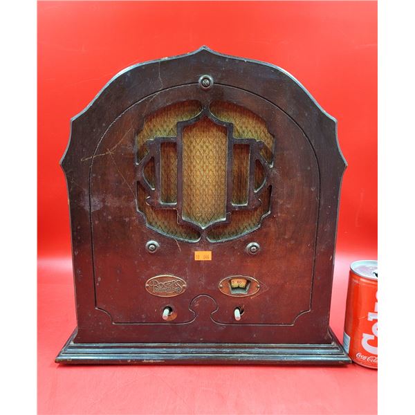 VTG Rogers Majestic R-451 Cathedral Radio