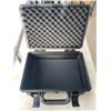 Image 2 : FOAM FILLED AIR TIGHT CASE AND PRECISION KNIFE SET