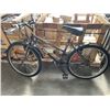 Image 1 : NIGHT HAWK 18 SPEED BIKE