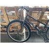 Image 2 : NIGHT HAWK 18 SPEED BIKE