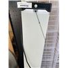 Image 2 : LED 4FT SHOP LIGHT, WORKING