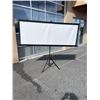 Image 1 : VIVO 80" TRIPOD PROJECTOR SCREEN