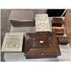 Image 2 : LOT OF JEWELRY BOXES