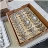 Image 2 : 2 BOXES OF TEALIGHT HOLDERS WITH BOX OF TEALIGHTS