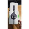 Image 2 : BELKIN SOUNDFORM MINI ON-EAR HEADPHONES FOR KIDS, ONE WIRED ONE WIRELESS