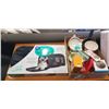Image 1 : ASSORTED NEW CAT ITEMS, SOFT CARRIER, BOWLS, TOYS ETC