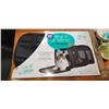 Image 2 : ASSORTED NEW CAT ITEMS, SOFT CARRIER, BOWLS, TOYS ETC