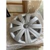 Image 2 : NEW SET OF 4 VOLKSWAGEN WHEEL COVERS 16 INCH