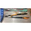 Image 3 : FISKARS PRUNERS AND MASTRERCRAFT SOCKET SET