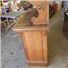 Image 7 : ANTIQUE BAR WITH MIRROR