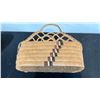 Image 2 : OVAL CEDAR SHISHALH BASKET WITH HANDLE ATTRIBUTED TO MARY JACKSON