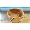 Image 2 : CEDAR BASKET WITH ANGULAR PATTERN ATTRIBUTED TO MARY JACKSON