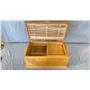 Image 3 : HAND MADE & CARVED FIRST NATIONS EAGLE & FEATHER CEDAR BOX