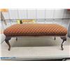Image 1 : Upholstered Bench 17'' x 41'' x 18'' 