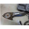 Image 2 : Dremel Saw Max with Extra Cutting Wheel and 