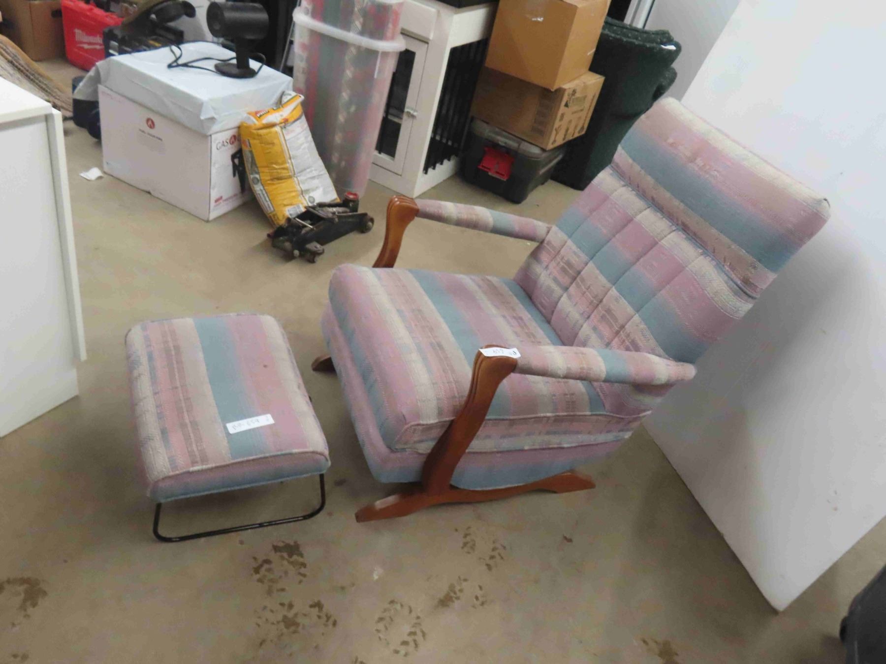 Platform Rocker with Ottoman