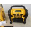 Image 2 : New Dewalt 18V Compact Work Site Radio, Wire Head 