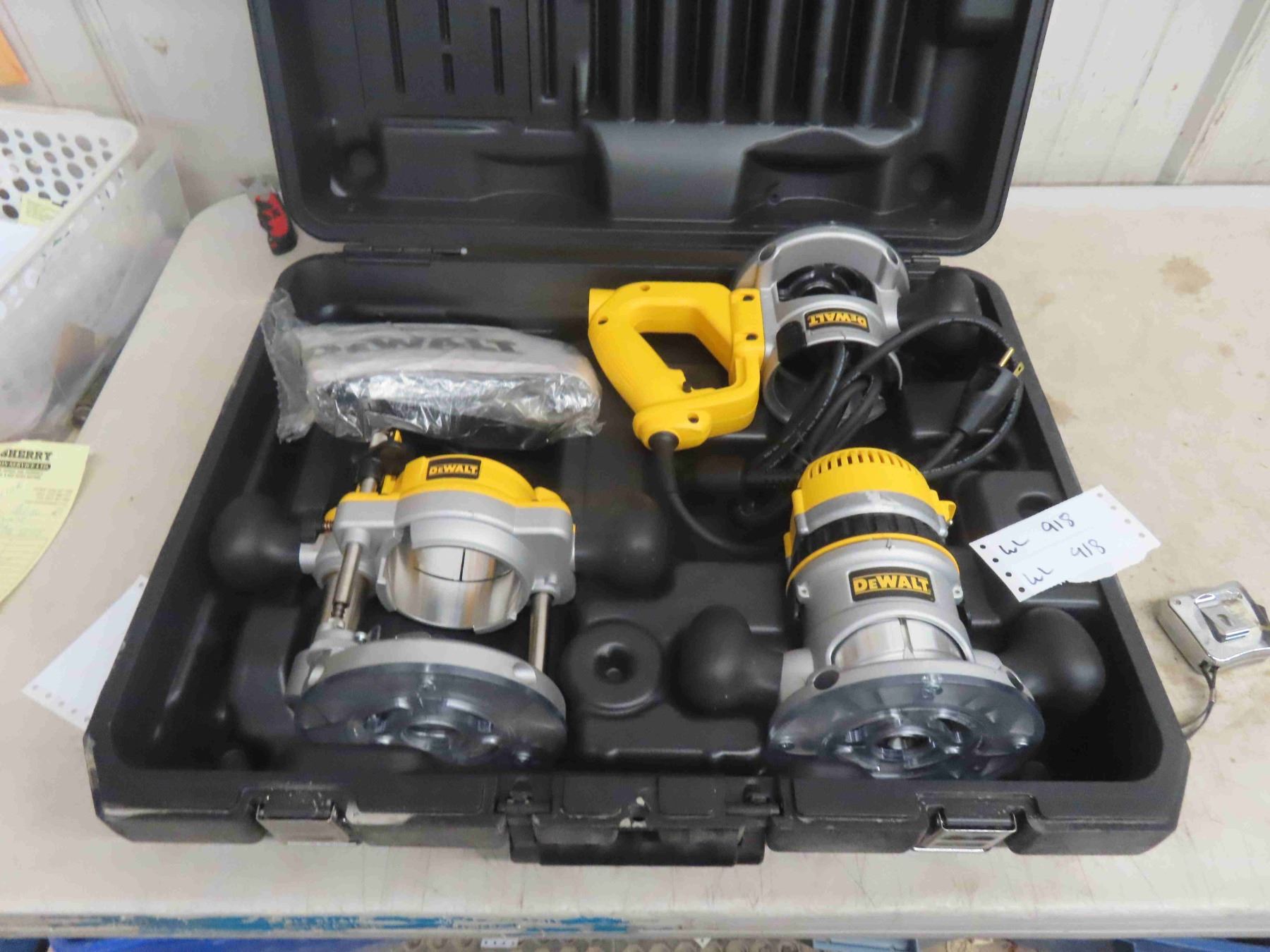 Dw670 Router Dewalt Router Model DW618B3 with 2 Chargable - McSherry Auction Service ...