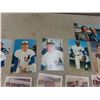 Image 8 : 30 Baseball Cards/Photos 