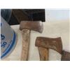 Image 2 : Esso Pail with 4 Axes 