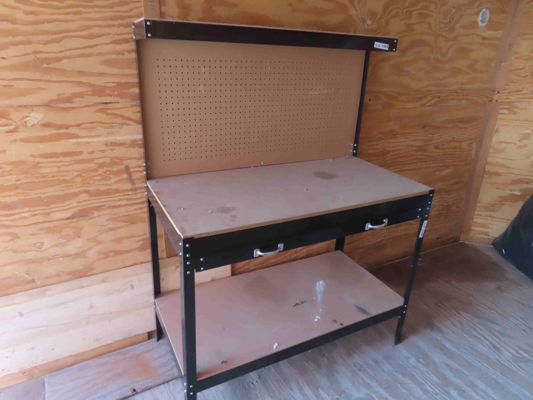 Mastercraft Work Bench 36'' x 47'' x 24'' Plus Topper Rack
