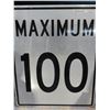 Image 2 : Maximum 100 ighway sign
